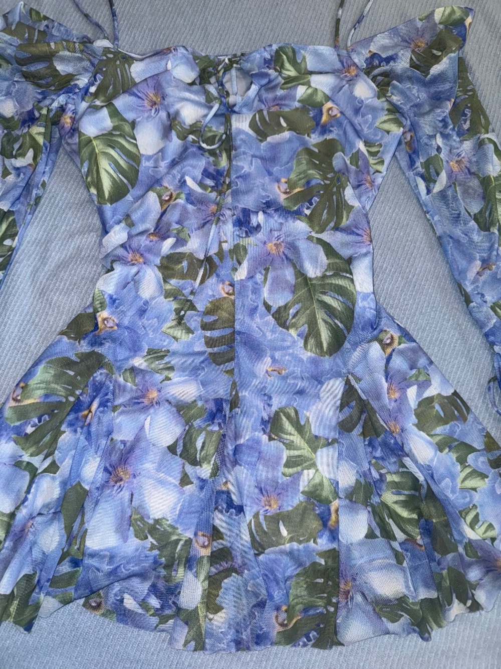 Zara blue floral dress with green leaves